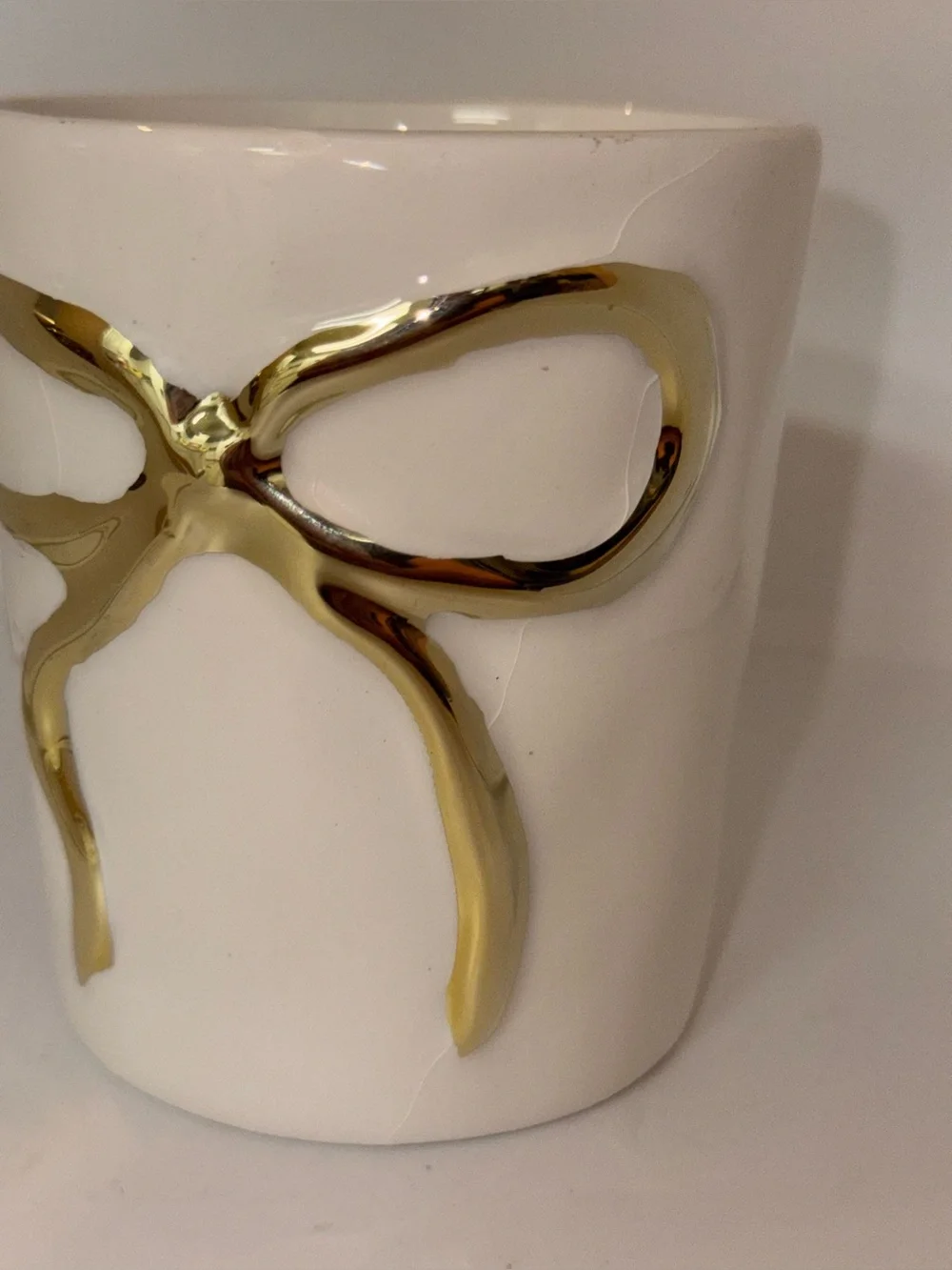 Urban Outfitters Bow Scented Candle, Floral Magic